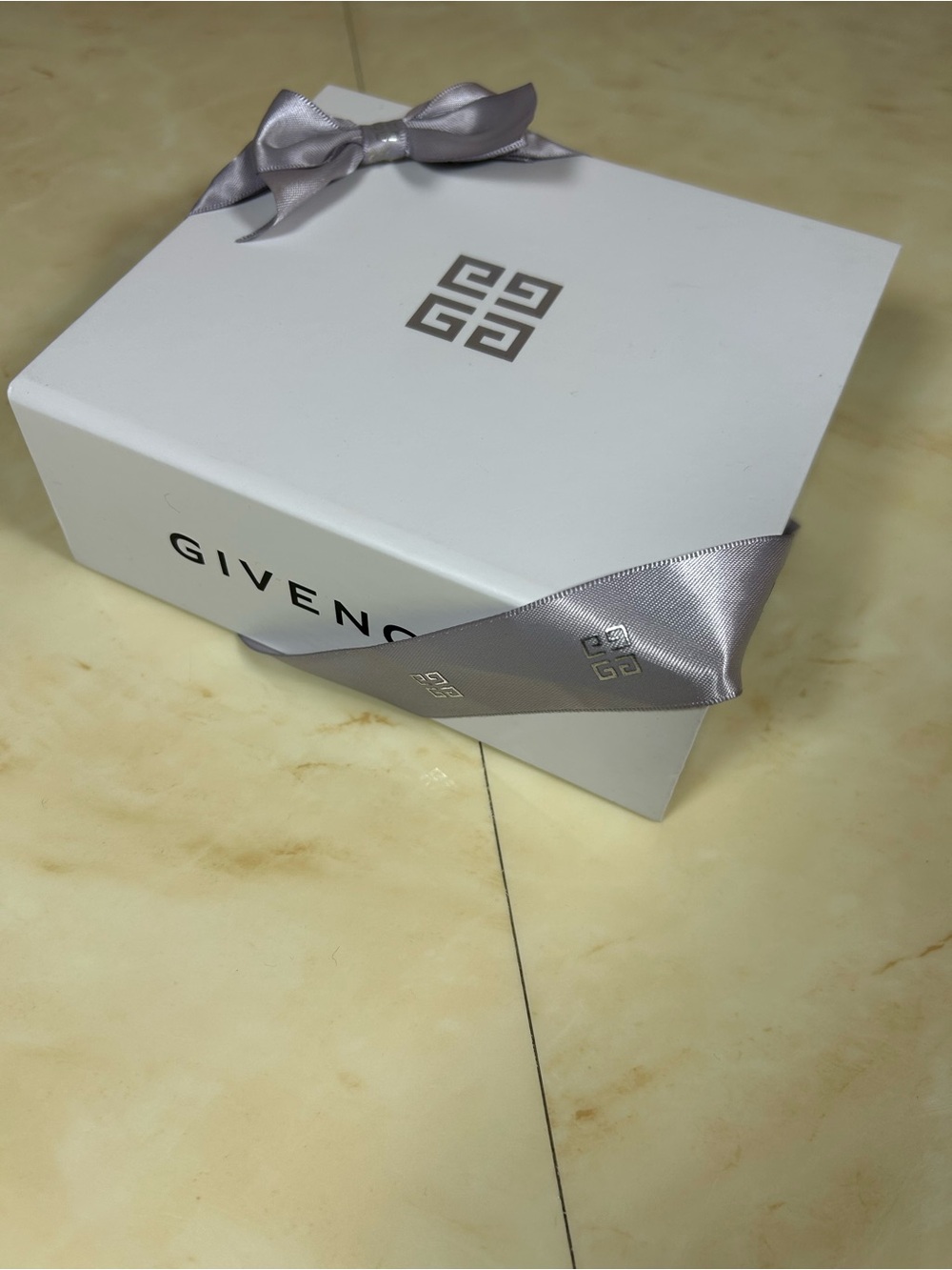Givenchy Empty Box - Picture 2 of 7